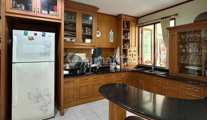 Rumah Siap Huni di Kuningan Dekat ke Sudirman, LT 489 LB 500 2