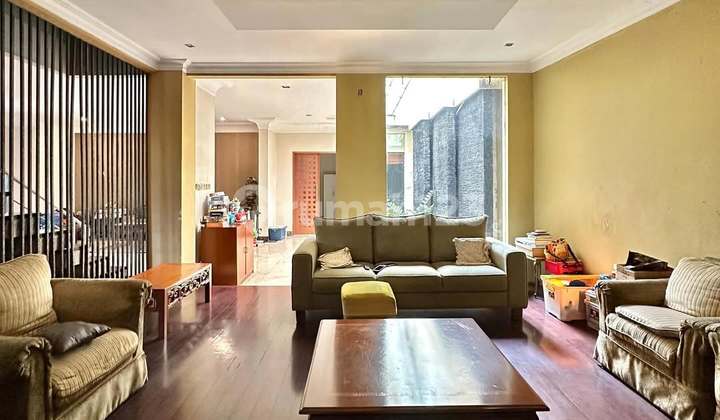 Rumah Modern Tropis dalam Komplek Cipete, T 525 B 526 2