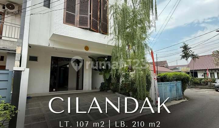 Rumah Baru Semi Furnished di Cilandak, T 107 B 210