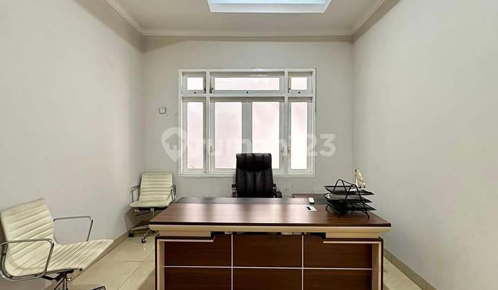 Rumah Fully Furnished Siap Huni di Tebet, T 687 B 615 2