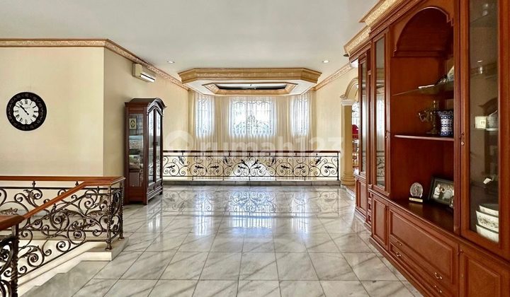 Rumah Bagus Dalam Komplek Dekat MRT Lebak Bulus, T 452 B 600 2