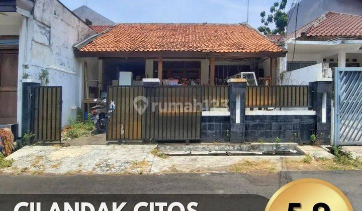 Rumah Lama Hitung Tanah Dalam Komplek Cilandak Citos, T 304 1