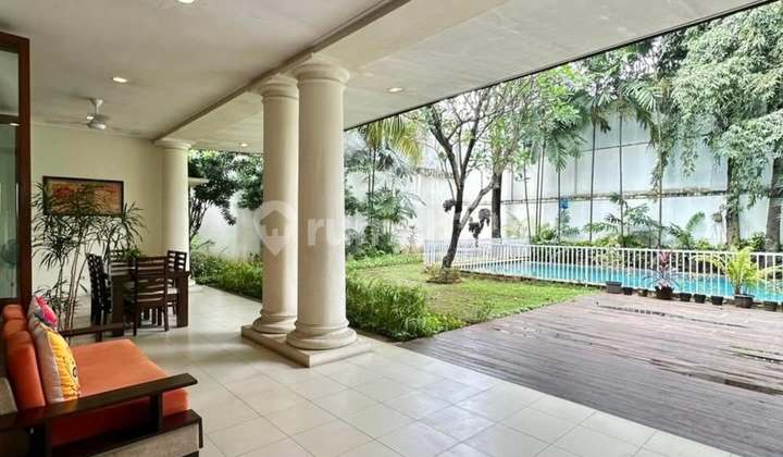 Rumah Mewah Siap Huni di Lingkungan Asri Kemang, LT 1090 LB 580 2