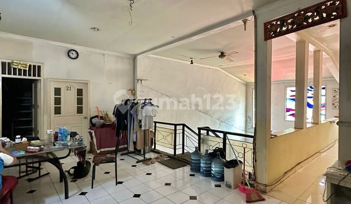 House Suitable for Business in Senopati Commercial Area, T 321 B 200 2