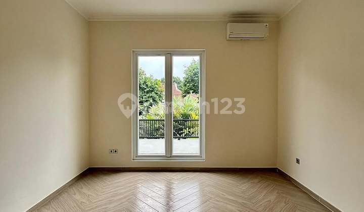 Brand New Renovated House dalam Komplek Lebak Bulus, T 266 B 300 2