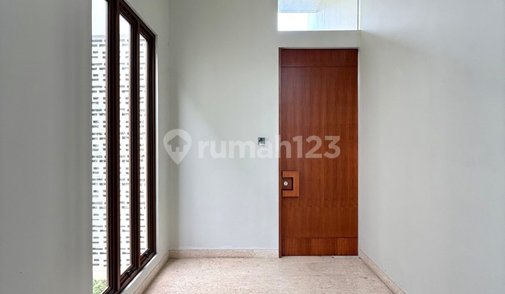 Brand New House Dalam Townhouse di Ampera, T 382 B 665 2