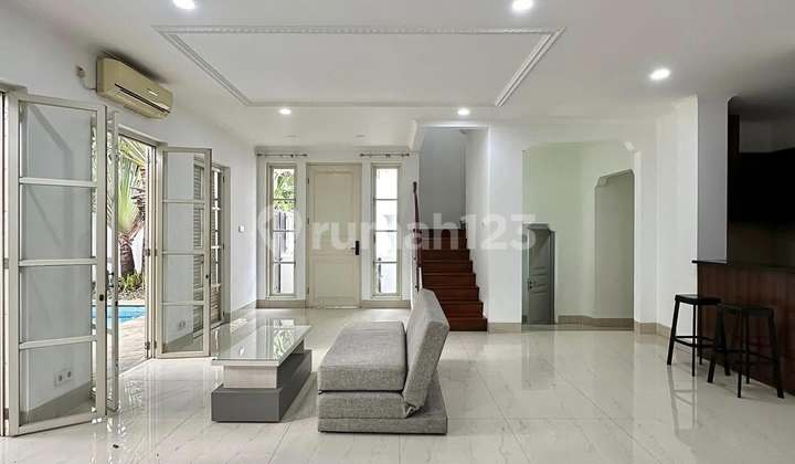 Rumah Cantik Bebas Banjir dalam Townhouse Kemang, T 247 B 385 2