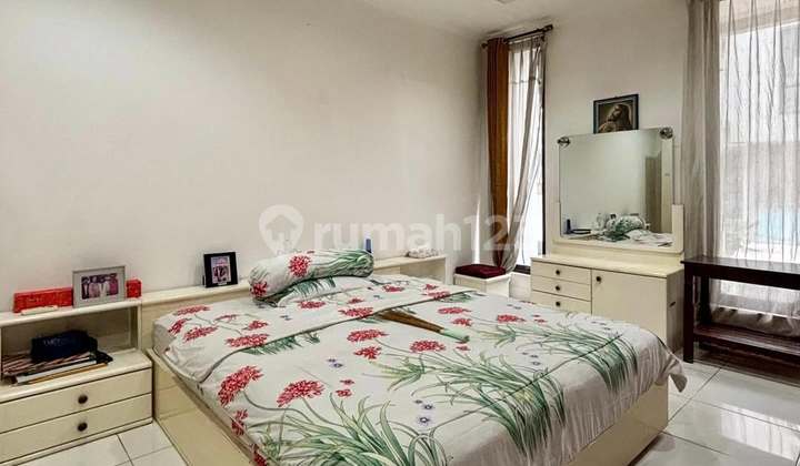 Rumah Siap Huni Dalam Townhouse Bangka - Kemang, T 302 B 350 2