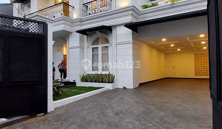 Tebet - Brand New Classic House Di Komplek Elit (t/B: 315/380) 1