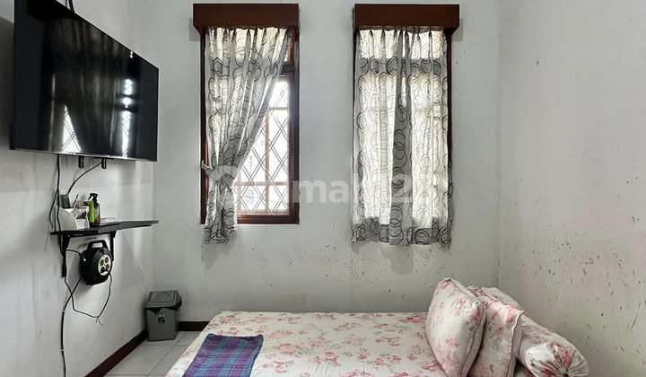 Rumah Lama Terawat dekat SCBD di Senopati, T 208 B 300 2