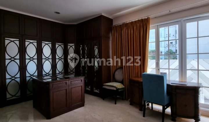 Rumah Bagus dalam Townhouse Kemang Raya, T 200 B 250 2