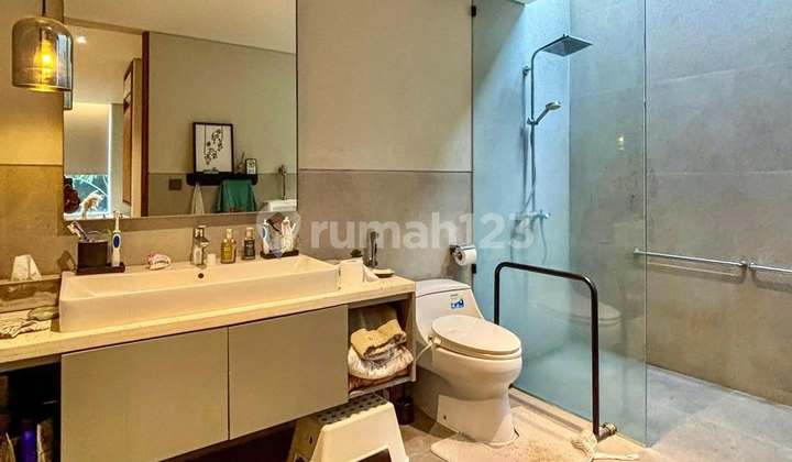 Rumah Semi Furnished Siap Huni di Townhouse Veteran, T 306 B 257 2