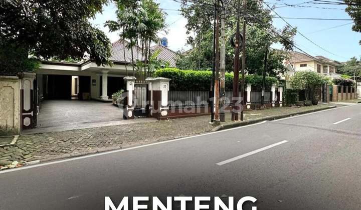 Rumah Terawat Siap Huni di Menteng, LT 676 LB 400
