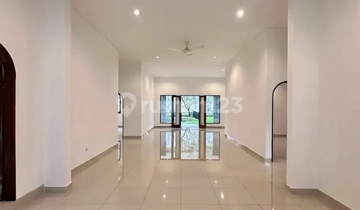 Rumah Cantik Siap Huni di Kemang Dalam, T 1000 B 500 2