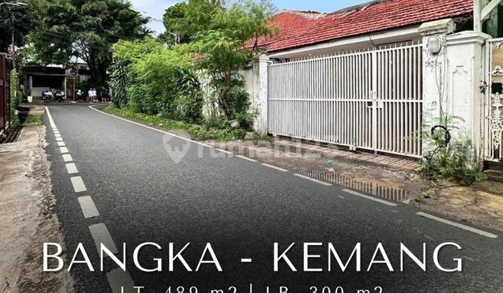 Rumah Siap Huni Posisi Hoek di Bangka - Kemang, T 489 B 300