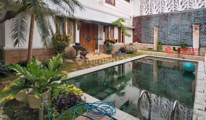 Rumah Bagus Klasik di Lokasi Terbaik Pondok Indah, T B 535 1000 2