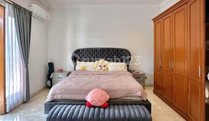 Rumah Mewah Halaman Luas di Kemang, T 1200 B 650 2