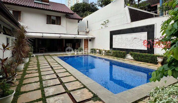 Rumah Terawat Lokasi Strategis di Kebayoran Baru, T 690 B 350 2