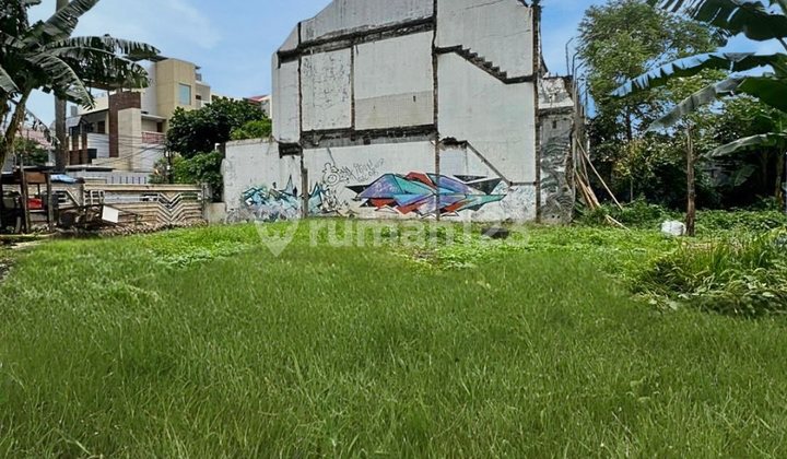 Kavling Hadap Selatan di Permata Hijau, T 638