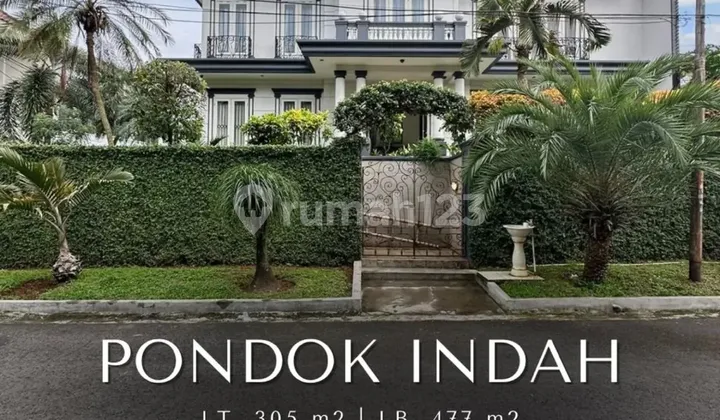 Modern Classic House Hook di Pondok Indah, T 305 B 477