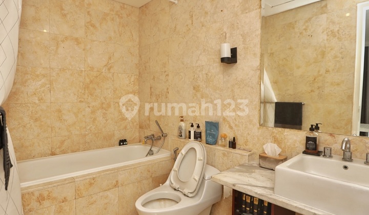 Apartemen 3 BR Furnished di Essence Dharmawangsa, LB 270