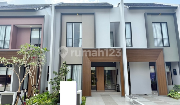 Rumah Alam Sutera 2 Lantai Dekat Ikea Pintu Akses Tol Jakarta Bisa KPR 1