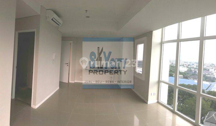 Disewakan 3 BR Unfurnished Metro Park Residence, Best Double View  2