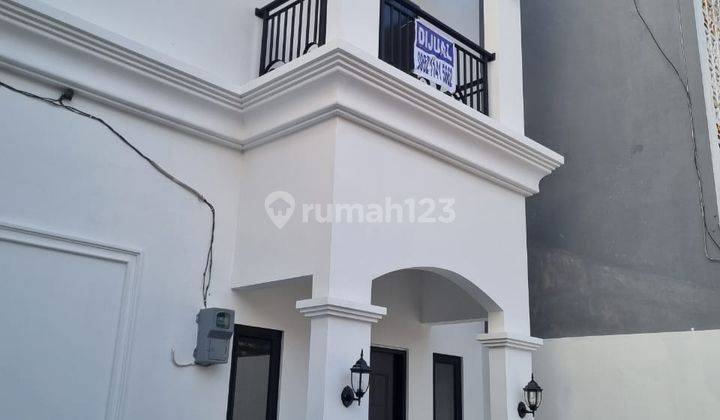 Dijual Rumah 2 Lantai Classic Moderen Di Harapan Indah 2