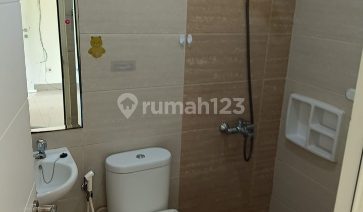 For Rent 2-story House in Samata Cluster Harapan Indah Bekasi 2