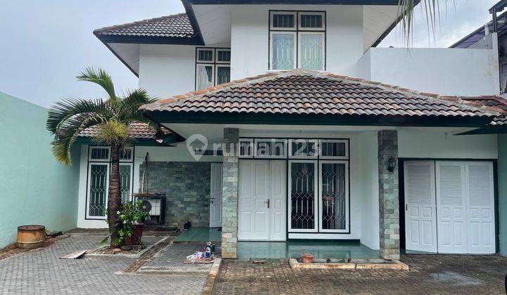 Rumah 2 Lantai Bagus Dekat Area Perkantoran 1