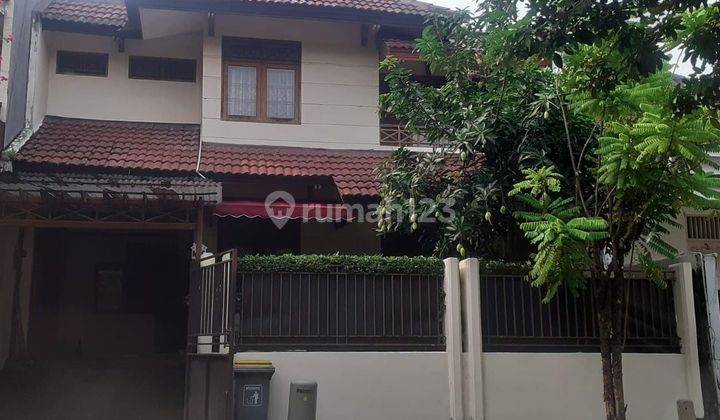 RUMAH APIK DAN TERAWAT  DEKAT AREA PERKANTORAN 1