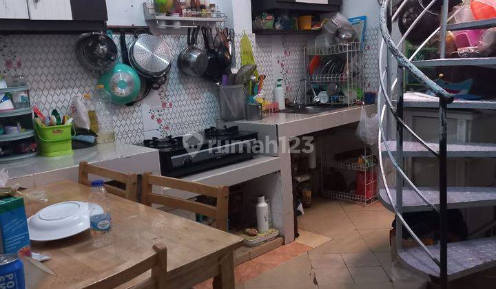 Rumah Siap Huni Bagus Dekat Area Perkantoran 2