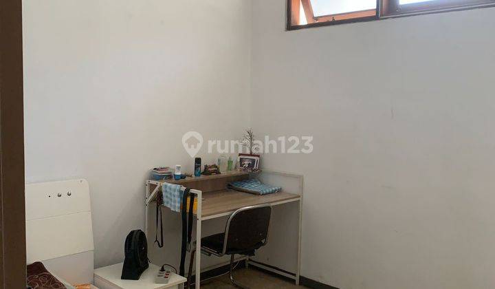 Rumah Bagus di Jalan Suryalaya, Bandung 2