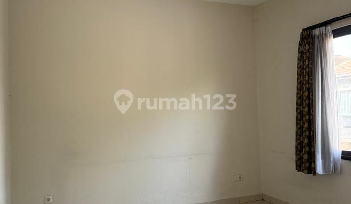 For Sale House In Singgasana, Mekarwangi. Strategic Location, Near Toll Road 2