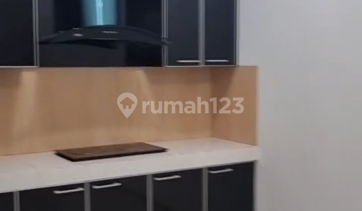 Dijual Rumah Siap Huni di Taman Holis Indah, Sudah Renovasi 1