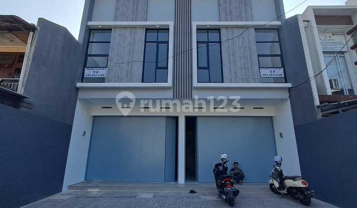Dijual 2 Unit Ruko Baru Di Mainroad Antapani. Cocok Untuk Berbagai Usaha
