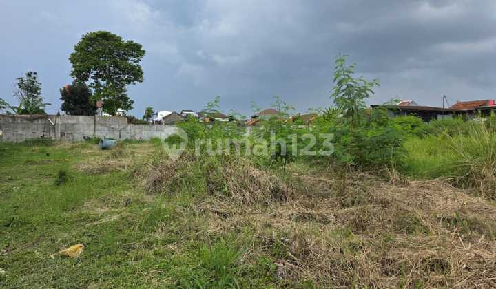 Land for Rent in Kiaracondong, Suitable for Padel.
