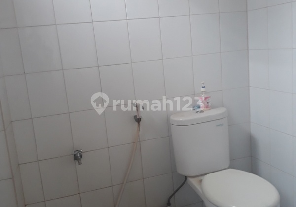 For Rent: Shop House in Sayap Gatot Subroto, Suitable for Office, Strategic Location 2