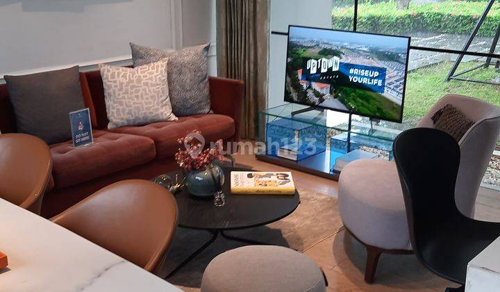 Rumah 2 lantai Cikarang seberang Central Park SHM