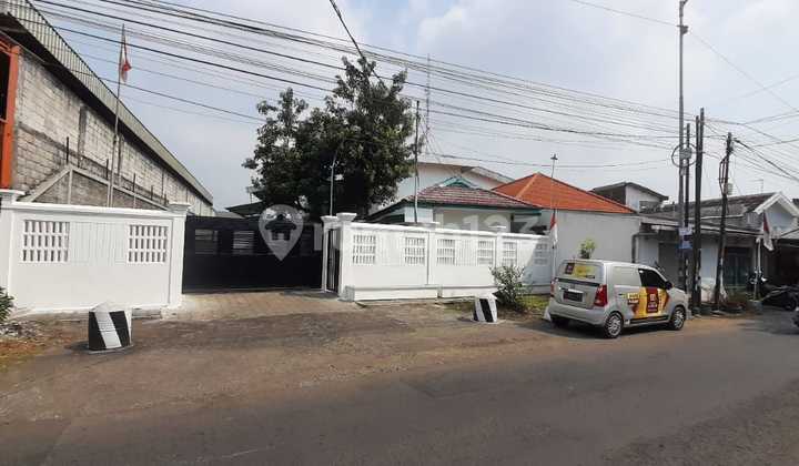 GUDANG SIAP PAKAI JL. KH. AKHMAD KHOZIN BUDURAN SIDOARJO