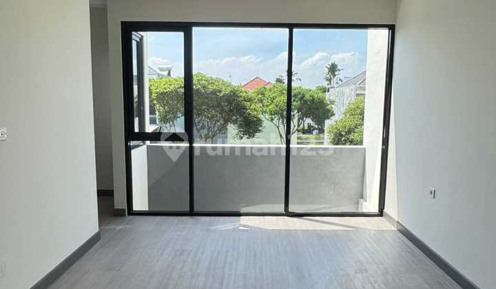 Baru Gress Minimalis Woodland Citraland Utama 2