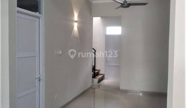 ruang makan komp. batan indah, 4 ac,