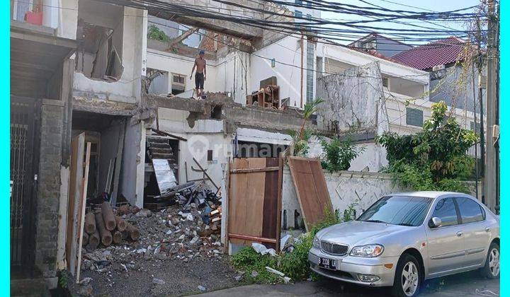 Chandra Rumah Tua Uk 12x25m Hitung Tanah di Pluit Penjaringan 1