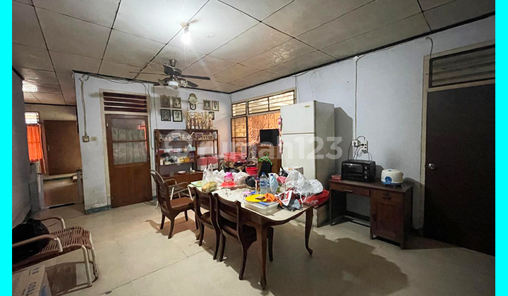 Chandra Rumah lama ukuran 11.5x18m komplek kavling polri jelambar