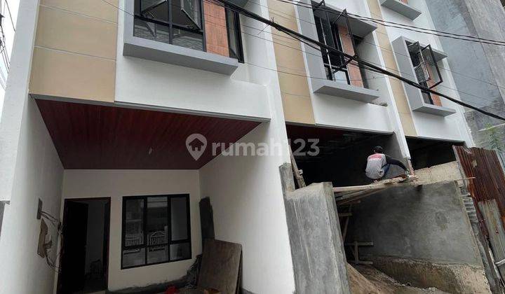 Chandra Rumah Baru Ukuran 3.6x11m di Tanjung Duren 2