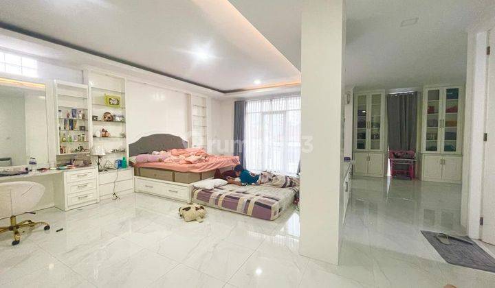 Chandra Rumah 4 Lantai Furnished Lokasi Komplek Arwana Jembatan 2 9