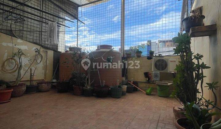 Chandra Ruko Lt 108m2 Strategis Lokasi Jalan Raya di Tanjung Duren 1