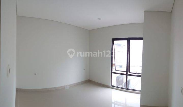Chandra Rumah Baru Uk 4x11m di Tanjung Duren 8