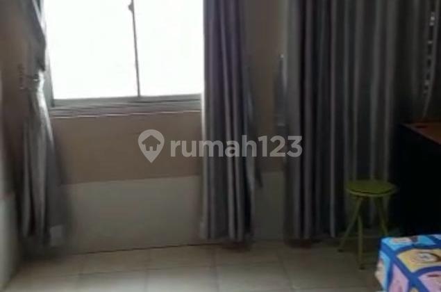 Chandra Apartemen Sewa Lt 32m Kondisi Furnish Strategis di Season City 3