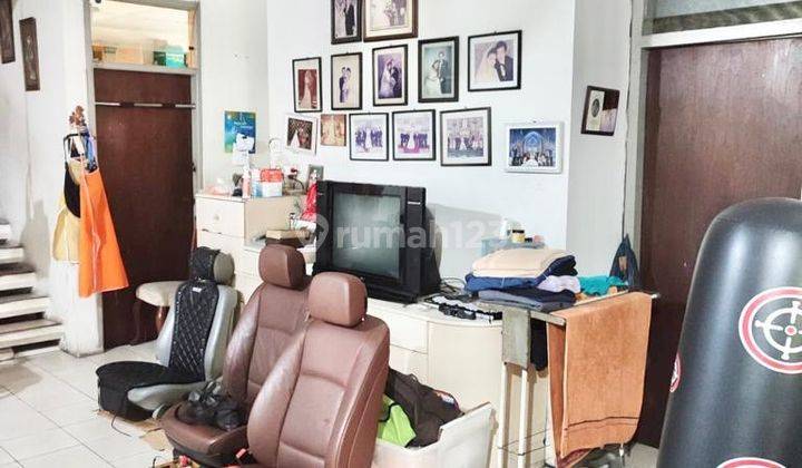 Chandra Rumah Lt 176m2 Lokasi di Jalan Raya Jelambar 6